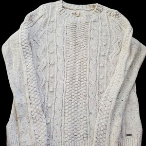 Hollister Cable Knit Sweater Size Small